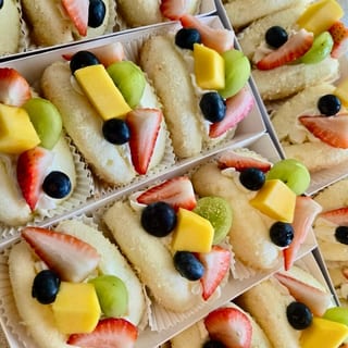 Taco fruit cake